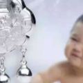 6個月寶寶戴的銀首飾越來越亮，體檢結果出來媽媽快嚇死