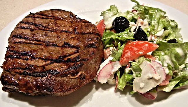 bbq-steak-866831_640.jpg