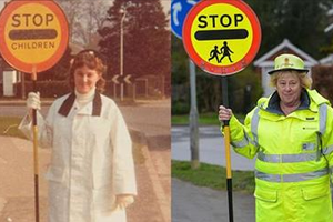 45年來如一日！導護志工自25歲站在街頭指引，迄今總共護送了三代學童安全過馬路 