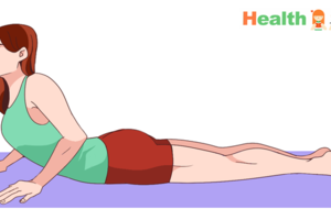 躺在床上就能練：10分鐘「懶人伸展法」，3招擊敗頑固的「腹部贅肉」免流汗！