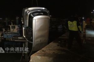 疑工作不合警殺同事後駕車投漁港溺斃