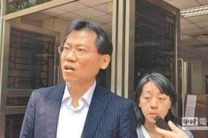 法務部長蔡清祥上任請看小燈泡爸媽3項心聲