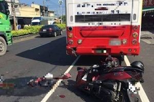 煞車不及？騎士遊墾丁撞客運斷魂