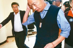 韓國瑜權貴說 前馬政府官員心寒說出一句話