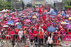 力挺韓國瑜選總統　北捷台大醫院場面壯觀