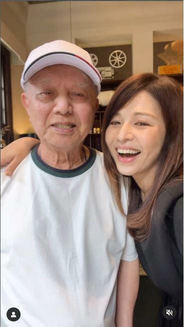 林葉亭全家人開車一整天都找不到84歲老父，讓她很擔心老父的安危。（圖／翻攝自林葉亭IG）