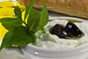 5種地道希臘美食，讓味蕾一起享受陽光、大海！