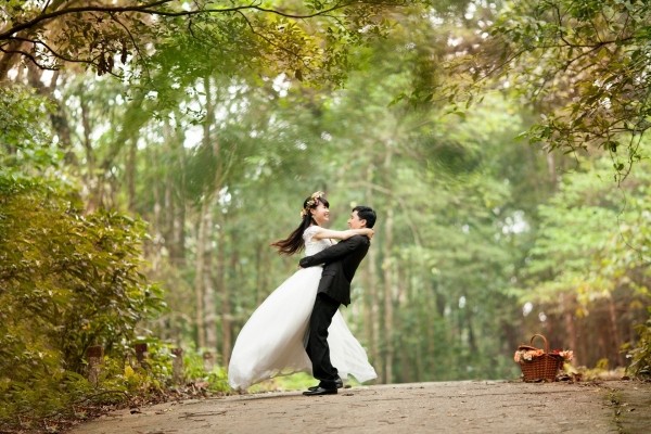 wedding-love-happy-couple-bride-groom-wed-dance.jpg