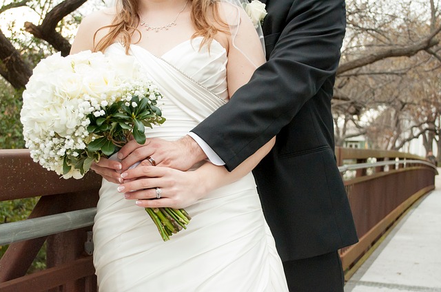 bride-groom-845728_640.jpg