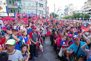 高雄觀光日 女韓粉一句嗆爆反韓店家 全民鼓掌！