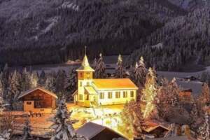 瑞士的雪夜，童話般的世界