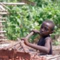 你吃的都是童工的血汗…　7個「靠壓榨非洲童工製造巧克力」的國際知名品牌