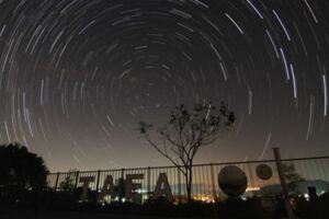 今年最後一場流星雨12/14大爆發　「每小時120顆」全台最佳23觀測點看得到