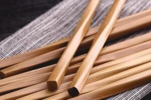 筷子只用水洗是不夠的記這幾點，洗完乾淨如新，抓緊試試吧