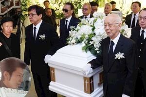 陳自強出殯，81歲謝賢扶靈，自曝：希望我死時人們也給我鞠個躬