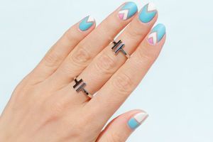 女生都會DIY的「留白指甲」！11款式…喜歡就趕快給自己設計一款