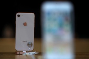 iPhone 8銷售不似預期蘋果跌2.5%