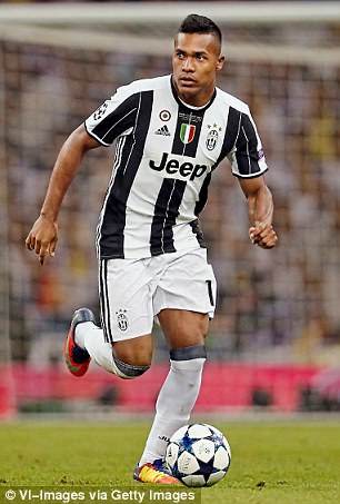 429695A800000578-4726262-Juventus_left_back_Alex_Sandro_is_a_target-a-94_1500943780802.jpg