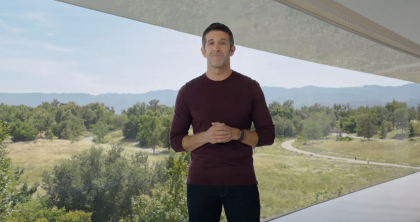 Apple 新任 CEO 親自參與設計 OLED MacBook Pro 傳將加入觸控螢幕、機身大幅減重