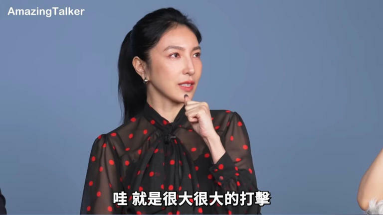 楊謹華在YT頻道「驚奇玩起來 AmazingTalker Show」中分享在演藝圈裡經歷的辛酸故事。（圖／翻攝自驚奇玩起來 AmazingTalker Show　YT）