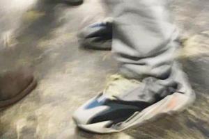 還要再等！侃爺的YeezyRunner700傳言會在2018年發售