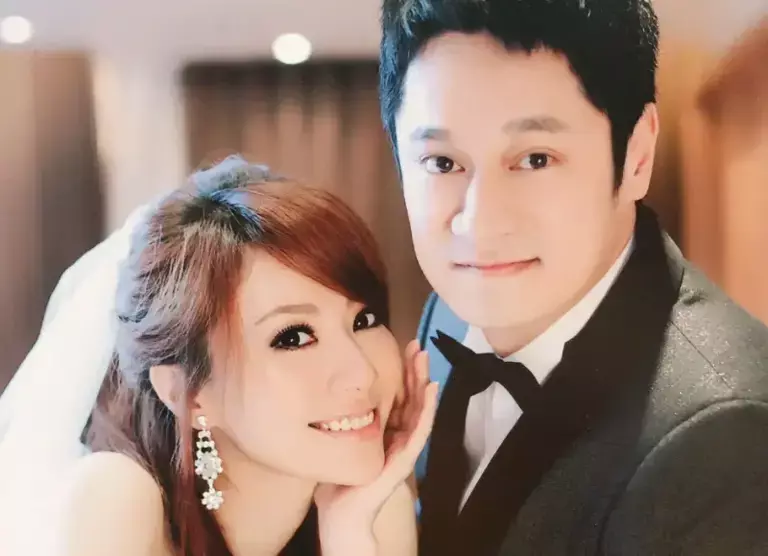 ▲王瀅（左）與建設小開楊立傑（右）結婚14年，近日屢傳婚變，王瀅被酸「豪門夢碎」，她今日深夜凌晨發文反擊，否認離婚也親吐復出原因。（圖／王瀅臉書）