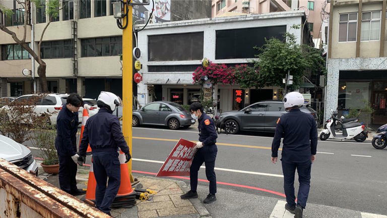 花蓮太平洋觀光節跨年晚會今、明2天晚上將在東大門夜市廣場盛大登場，花蓮警方為確保沿線交通順暢，2天晚上6時開始交通管制。（花蓮警分局提供／羅亦晽花蓮傳真）