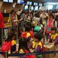 機場驚見幼稚園旅行團　網嘆：台灣果然大家都領5萬了！