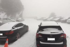 多處高山現雪景 拉拉山晚間7時起預警性封路