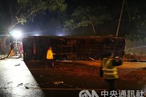 香港雙層巴士車禍已19死 司機被爆有肇事前科