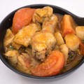 冬陰功雞煲 用冬陰功醬來煮雞煲惹味又方便，酸酸辣辣，很好下飯！