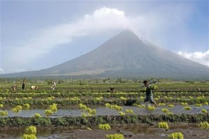 馬永火山隨時爆發？ 菲政府提高警戒撤離萬人