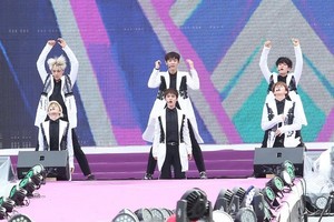 北韓也有EXO鐵粉！　專家：K-POP軟實力才能「天然統」