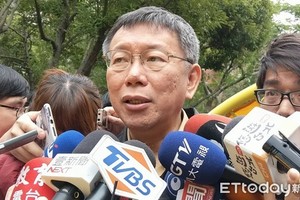 市政擺爛還訪歐！王世堅嗆柯文哲一直玩：只想拼旅遊地圖