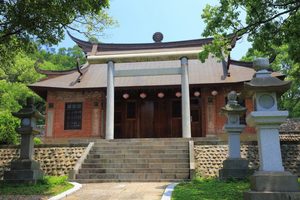 跟著Bobee去旅行／虎嶼觀潮逛通霄神社