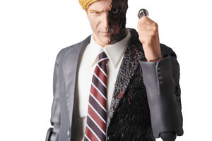 2018年4月発売予定 マフェックス No.54 MAFEX HARVEY DENT