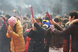 如何上香才能感應佛菩薩？太不可思議了！