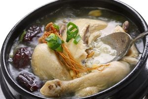 太神奇！！這樣煮，「雞湯」的「雞味」就會更濃鬱營養！不學起來就浪費一隻雞啦！(歡迎分享！)