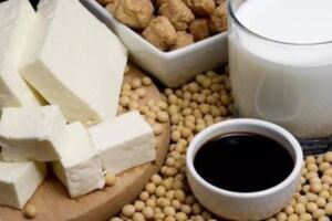 吃豆製品補鈣、補充蛋白質，吃多了也有壞處？尤其是豆泡和炸腐竹