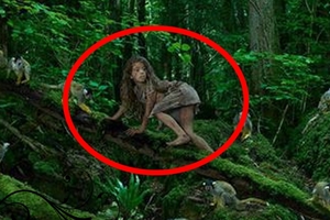 她四歲被綁匪遺棄在森林裏，被猴子養大，十年後的變化讓人太震驚了！！