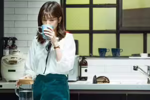 「1000杯水只有一杯水加糖」如何快速找出?高手回答顛覆想像 「1000杯水只有一杯水加糖」如何快速找出?高手回答顛覆想像